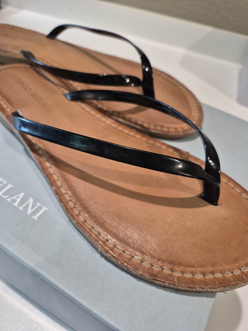 ANTONIO MELANI Black Strap Tan Footbed Genuine Leather Flip Flops - Picture 3 of 4